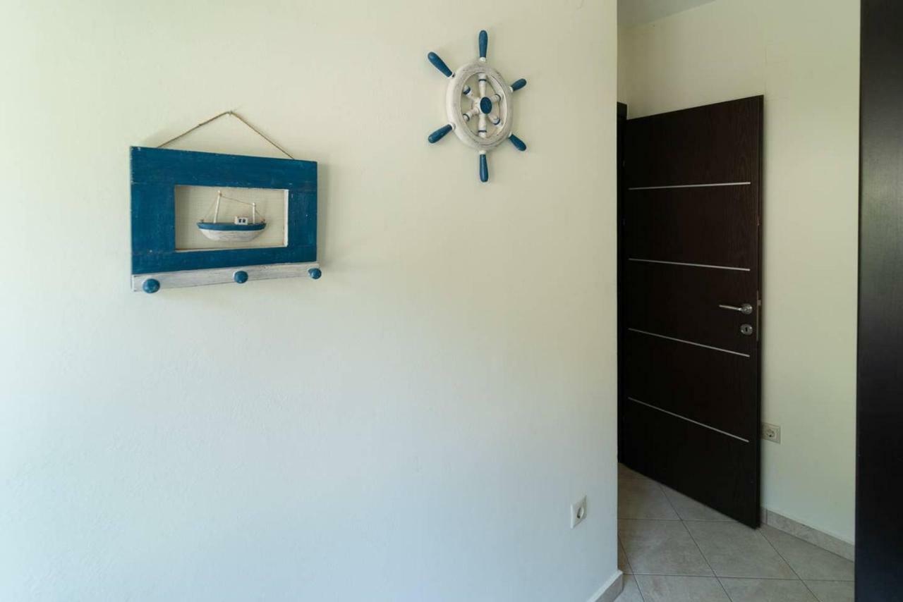 Seaview Flat Steps To The Beach Karavostasi  Εξωτερικό φωτογραφία